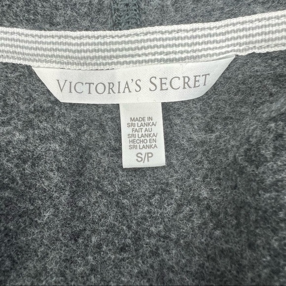 VICTORIA’S SECRET Women’s Pullover Hoodie Sweatshirt Sz Small Petite Color Gray - Picture 5 of 10